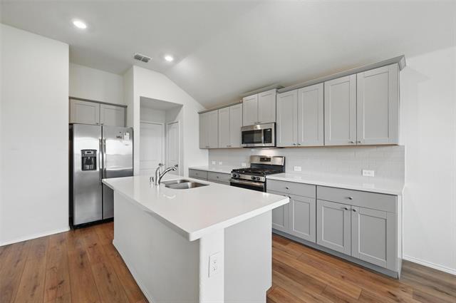 Building Photo - 837 Amberwood Ct