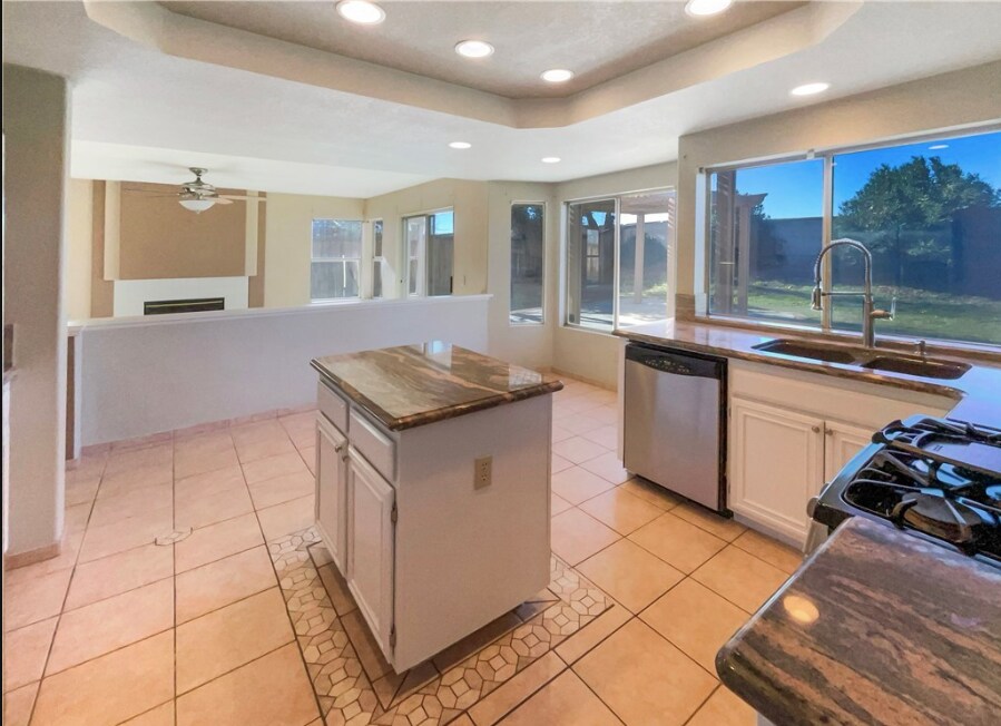 Building Photo - 12196 Nugget Ave