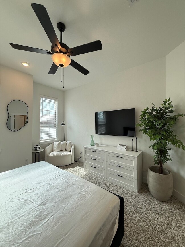 Building Photo - 7826 Starfish Arbor Dr