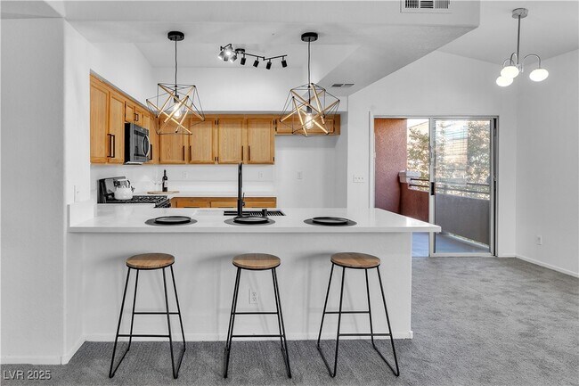 Building Photo - 7709 Himalayas Ave