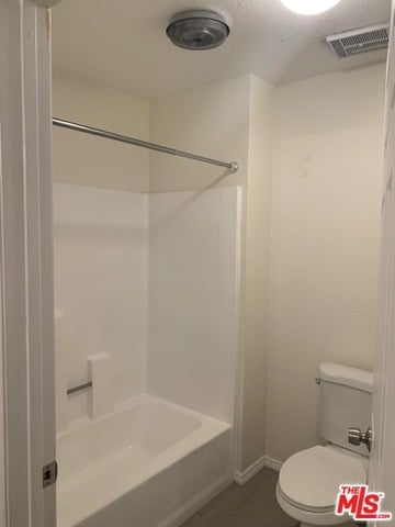 Building Photo - 4353 Coldwater Canyon Ave