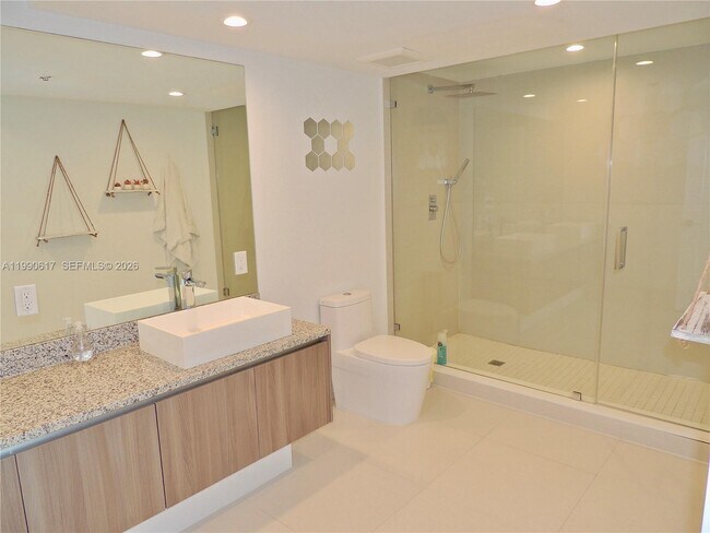 Building Photo - 1170 101st St