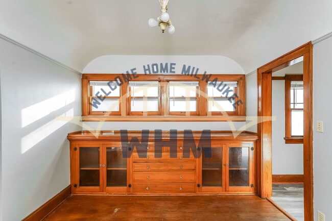 Building Photo - 3019 N 61st St