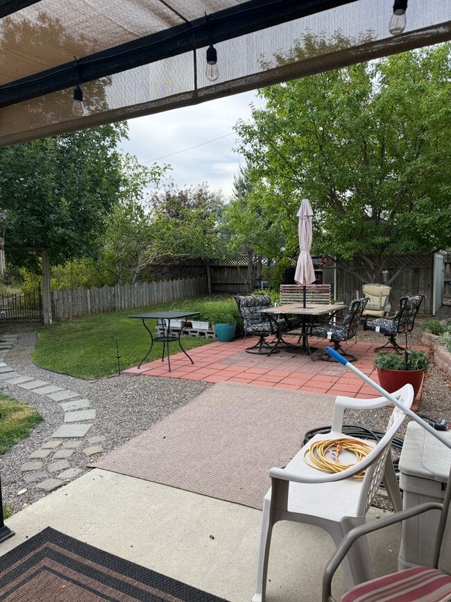 Building Photo - 2655 Toney Dr