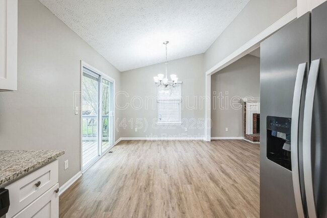 Building Photo - 9173 Raven Dr