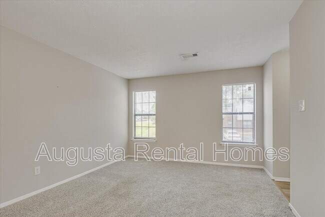 Interior Photo - Hunters Run Apartments