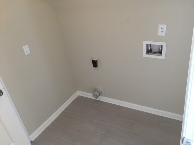 Building Photo - 3631 Silver Bluff Blvd