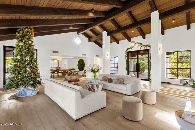 Building Photo - 6954 E Caballo Dr