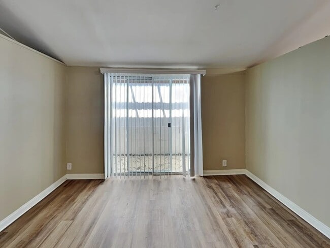 Building Photo - 22239 Flanco Rd