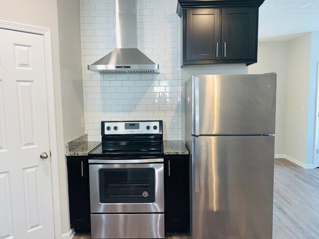 Building Photo - 621 Jefferson St