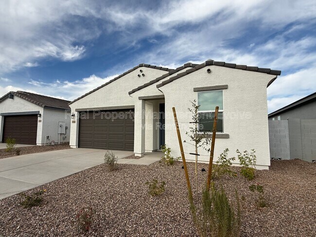 Building Photo - 2484 Fortana Dr