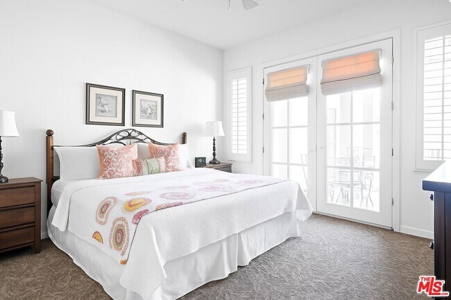 Building Photo - 77709 Tradition Dr