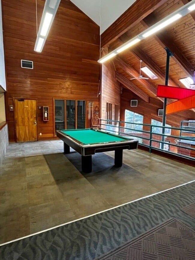 Building Photo - Long Term Rental- Timber Ridge Condos #504A