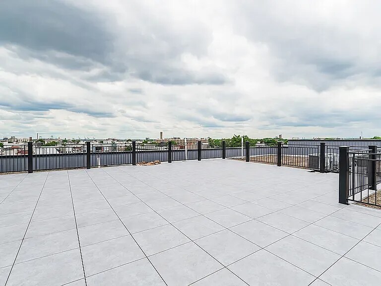 Building Photo - 1622 Point Breeze Ave