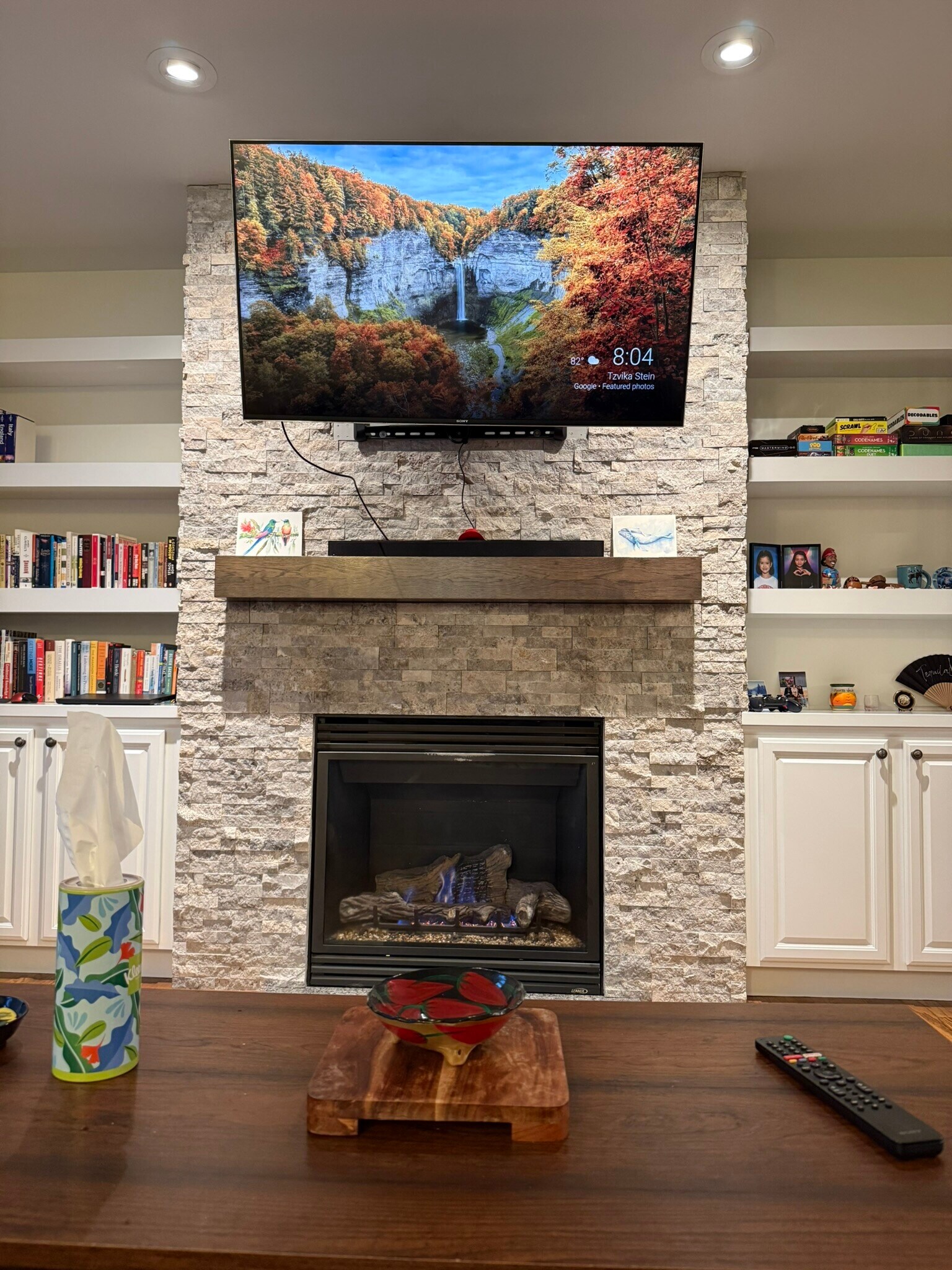 Entertainment center with 55" 4K TV with Amazon Prime, Hulu, HBO Max, YT Premium included, Quest 3 - 1617 Forest Ave
