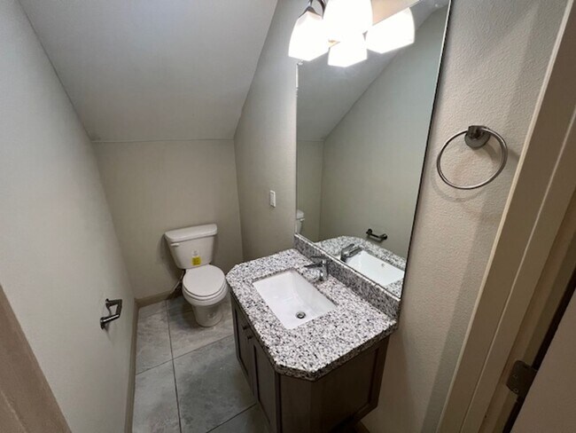 Building Photo - THE DORADO CONDOMINIUMS