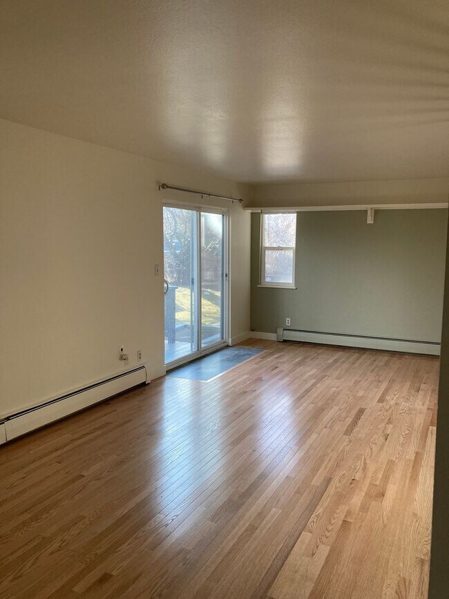 Building Photo - 3547 Nottingham Ct