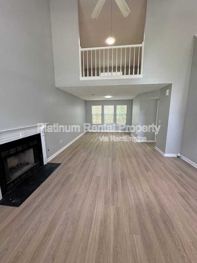 Building Photo - 1451 Glynview Cir