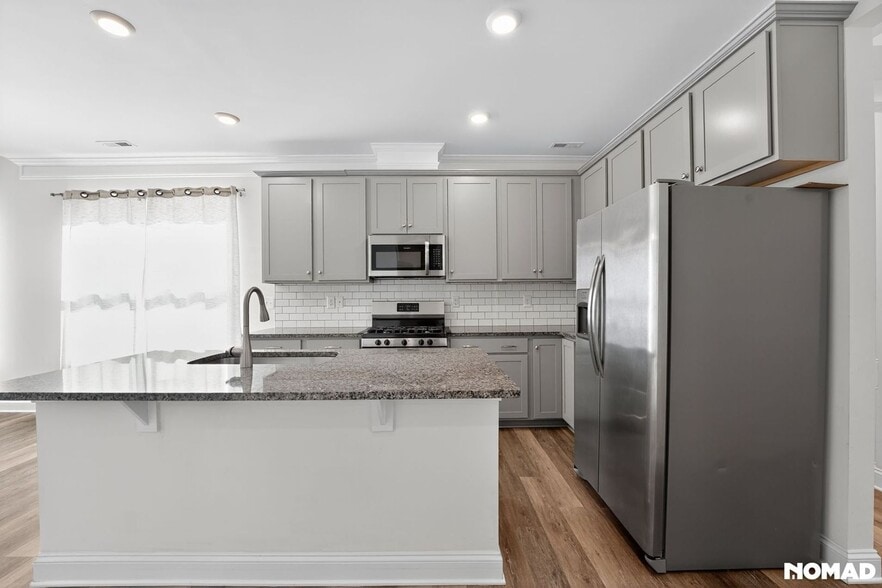 Building Photo - 5543 Harris Cove Dr