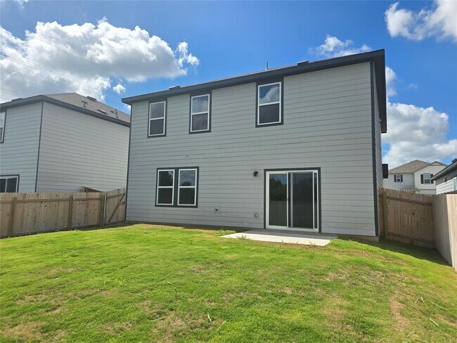 Building Photo - 319 Stonebrook Dr