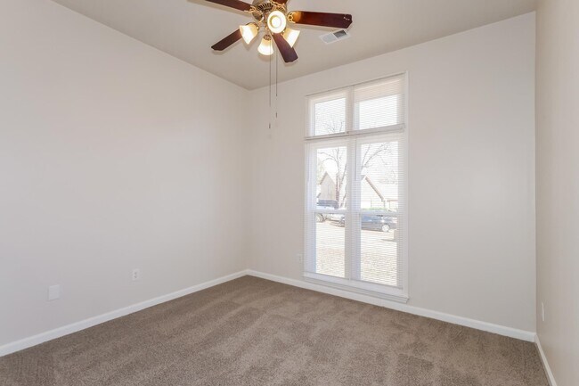 Building Photo - 4709 Valene Cir