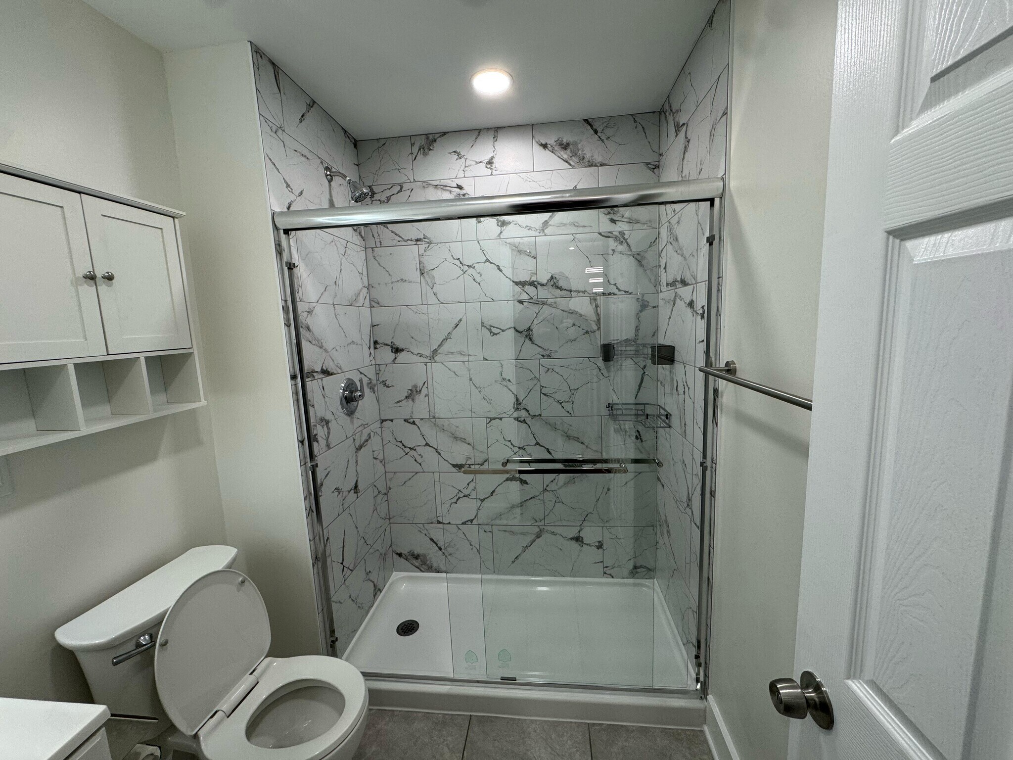 Building Photo - 319 E Main St