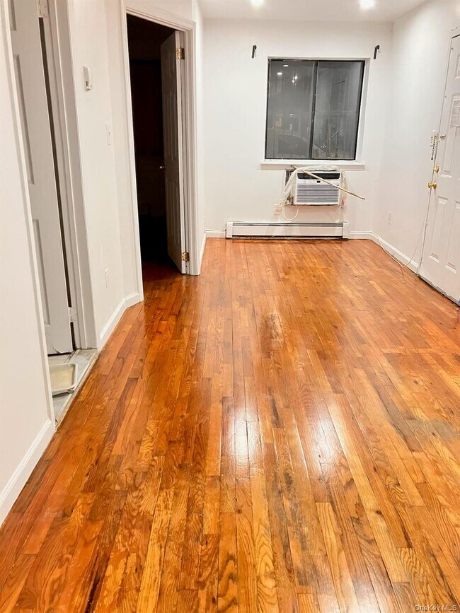 Building Photo - 105-11 Otis Ave