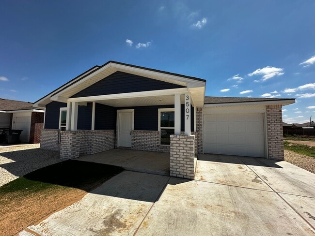 Building Photo - 3/2 in Frenship ISD- Upland West