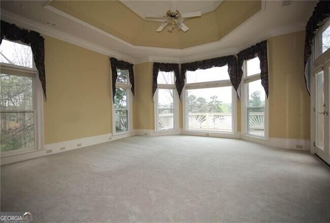 Building Photo - 2737 Tarva Pl
