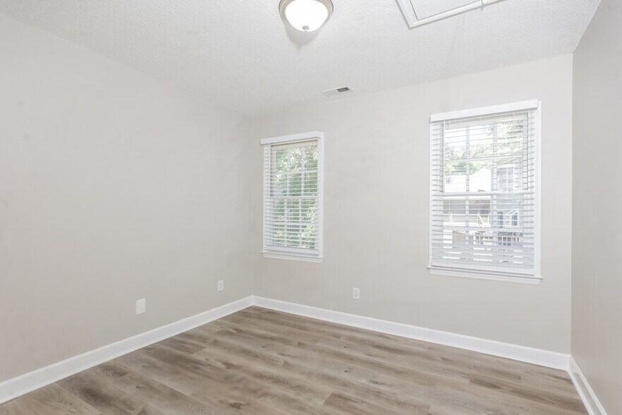 Building Photo - 5017 Royal Dornoch Dr