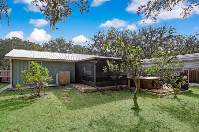 Building Photo - 2113 Talbot Ct