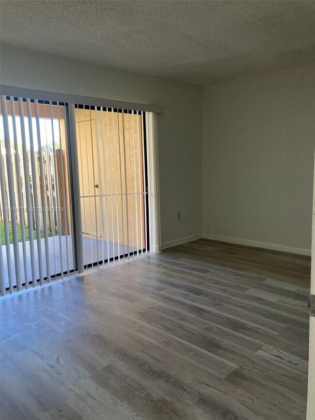 Building Photo - 5200 NW 31st Ave