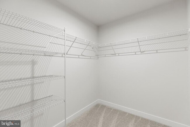 Building Photo - 4319 Southerby Dr