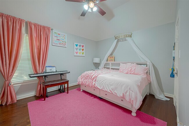 Building Photo - 8807 Stones Throw Ln