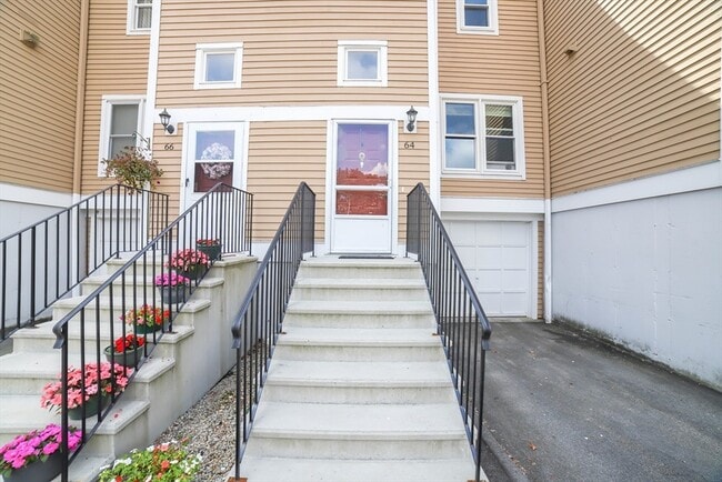 Building Photo - 64 Camelot Dr