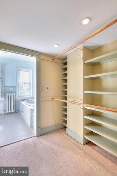 Building Photo - 1756 Park Rd NW