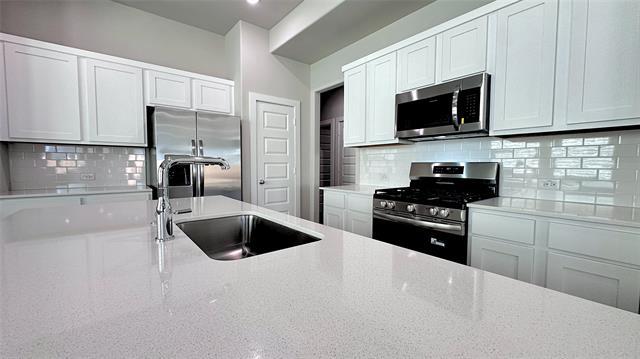 Building Photo - 1002 London Town Ln