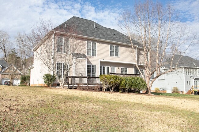 Building Photo - Beautiful 5 bedroom home in Cameron Estates!