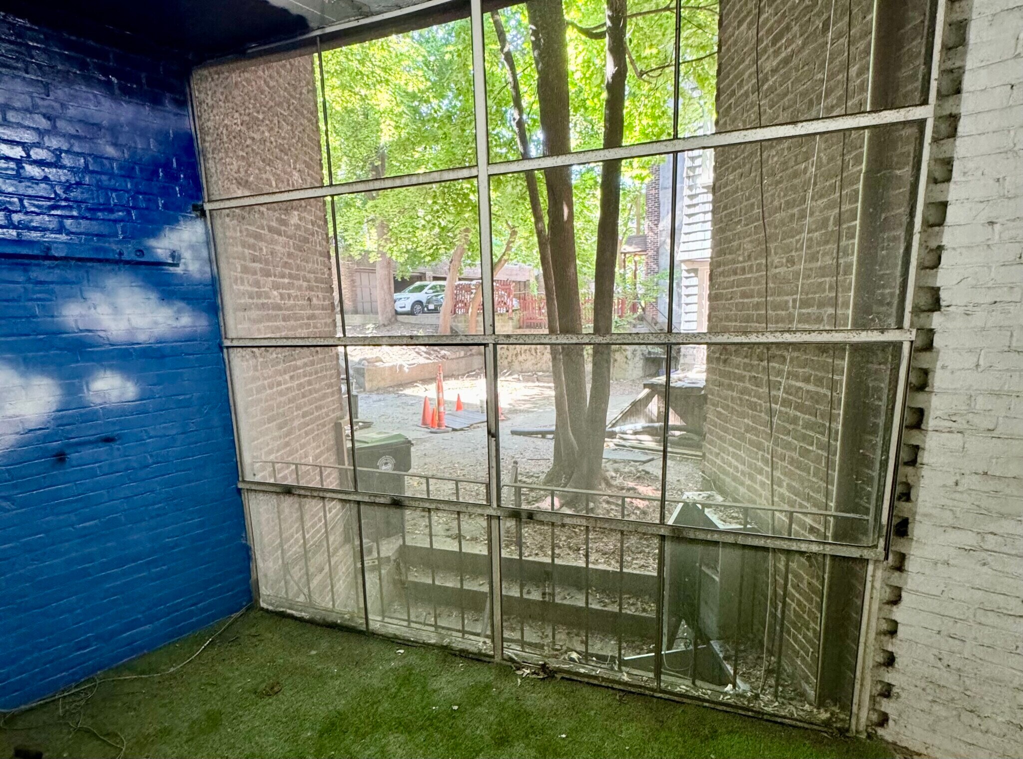 Building Photo - 33 Stearns Rd