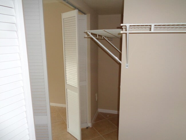 Building Photo - 3627 NW Adriatic Ln