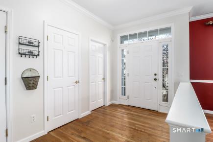 Building Photo - 26 Woodcrest Ln