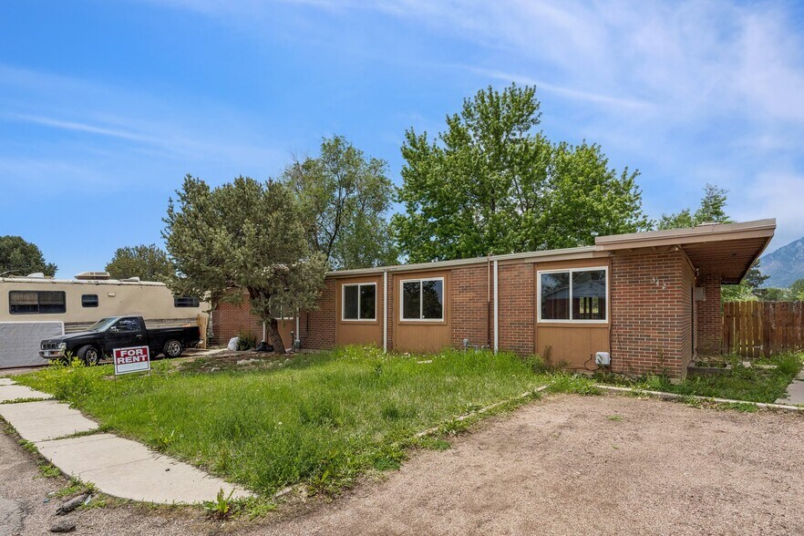 Building Photo - 342 Fairway S