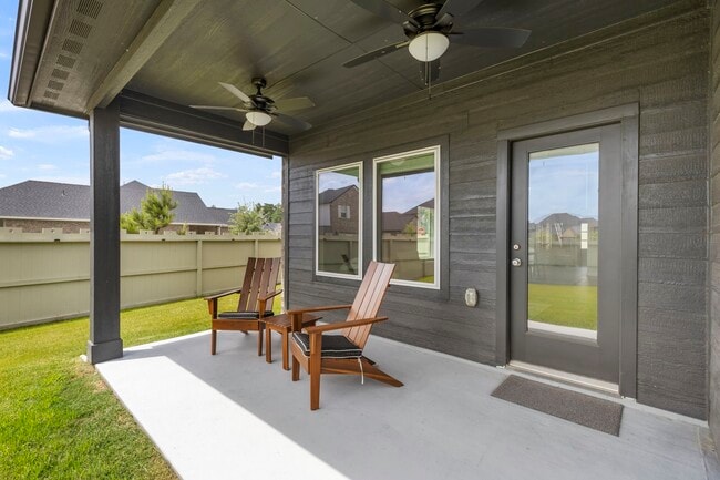 Building Photo - 17415 Rosette Grass Dr