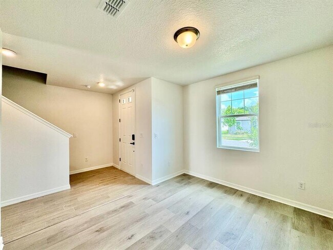 Building Photo - 38851 Opal Willow Ln