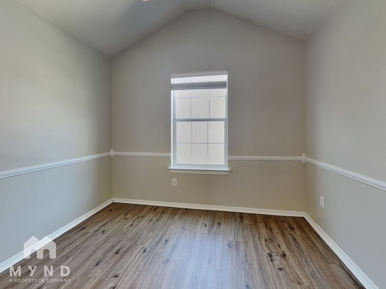 Building Photo - 32003 Ashton Ln