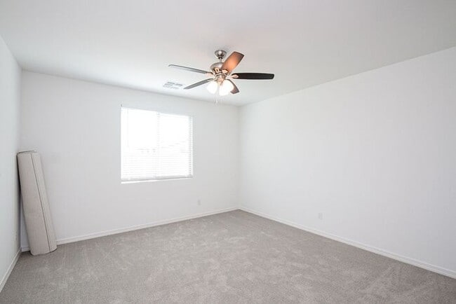 Building Photo - MOVE IN SPECAILS!! ONE MONTH RENT FREE!! Laveen Home Up For RENT! 4BD 2.5 BA