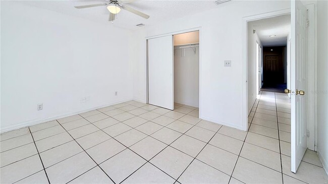 Building Photo - 810 Seminole Ave