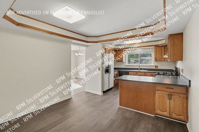 Building Photo - 38004 Fringe Dr