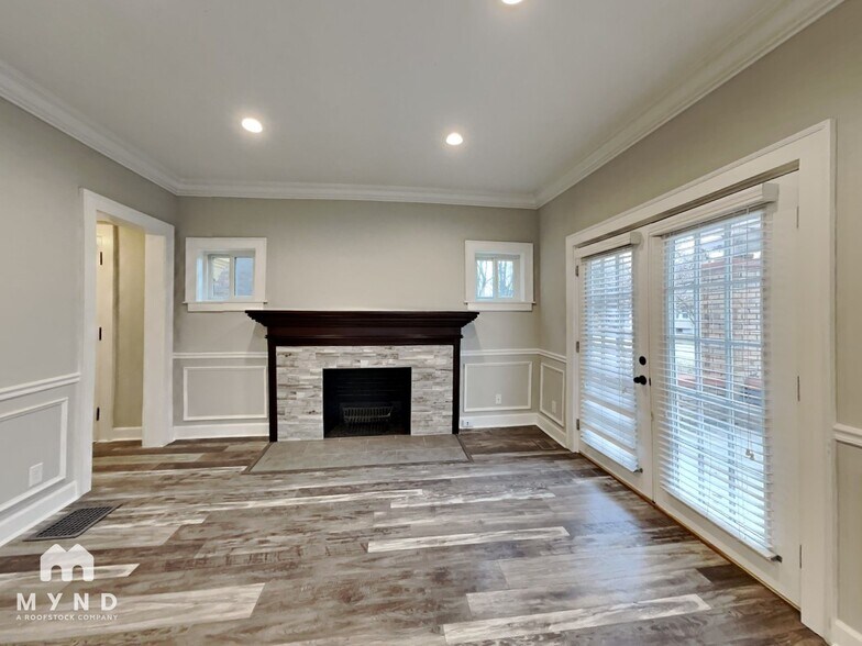 Building Photo - 563 E 37th St