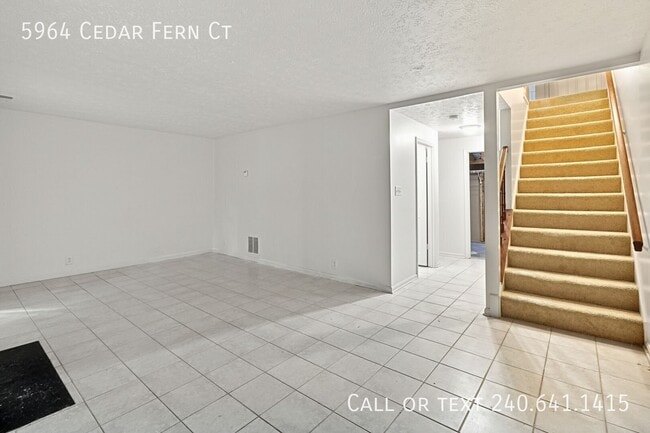 Building Photo - 5964 Cedar Fern Ct